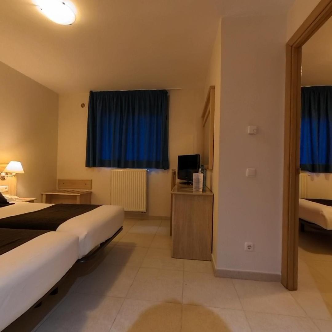 Hotel Cubil Pas De La Casa Exteriör bild