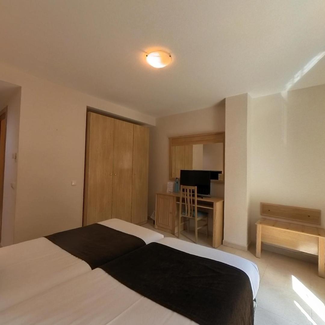 Hotel Cubil Pas De La Casa Exteriör bild