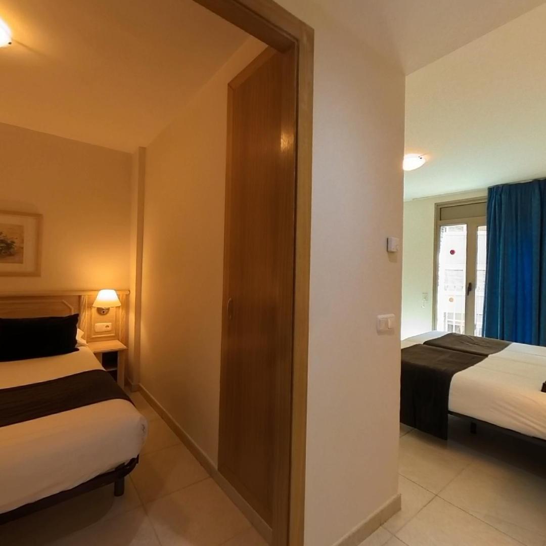 Hotel Cubil Pas De La Casa Exteriör bild